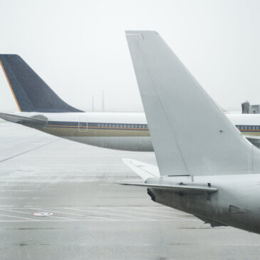 Alaska Airlines suspende a frota de Boeing 737 MAX 9, o que provoca um impacto nacional nos voos